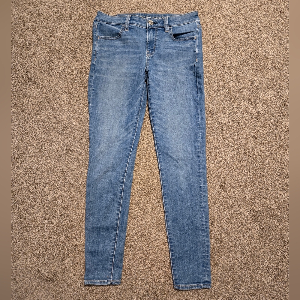 American Eagle stretchy Ne(X)t Level denim skinny jeans sz 4 in great condition